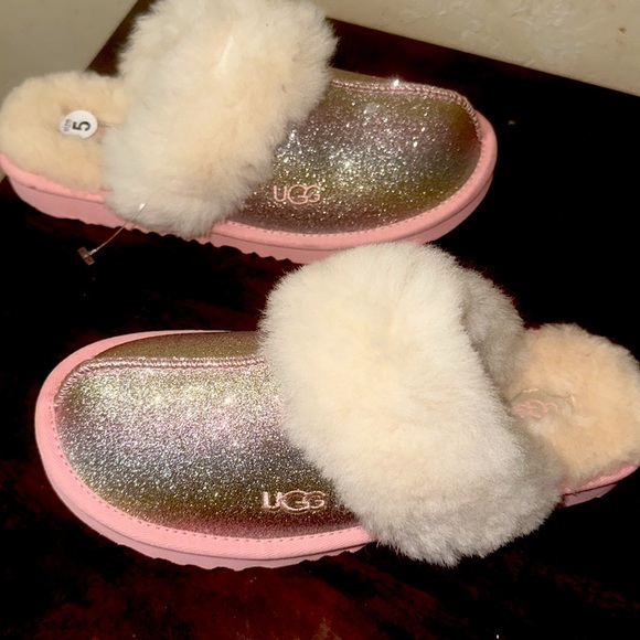 UGG glittery holographic slippers - Picture 2 of 3